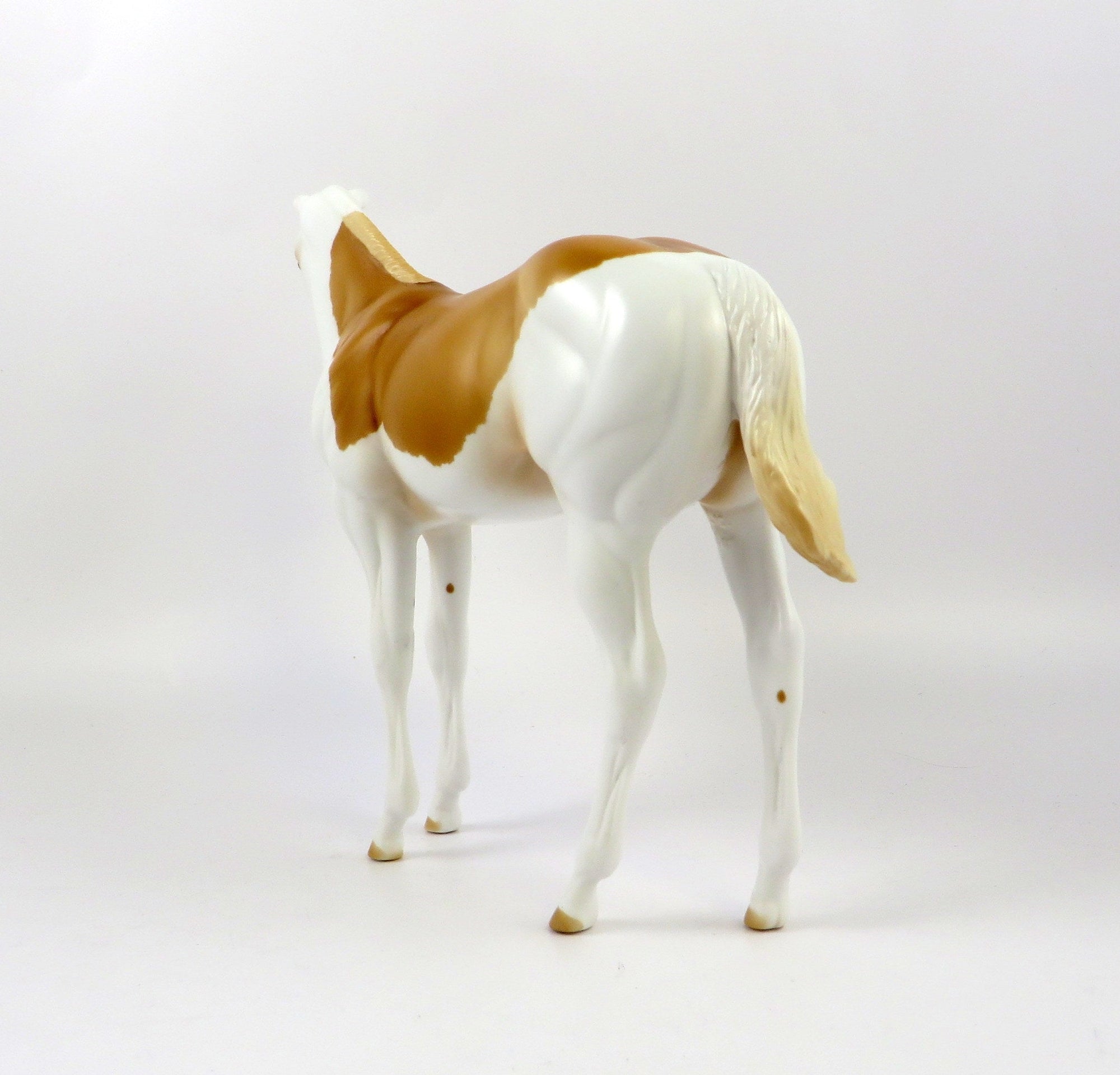 CUTE TEE-OOAK PALOMINO SPLASH WEANLING MODEL HORSE 6/27