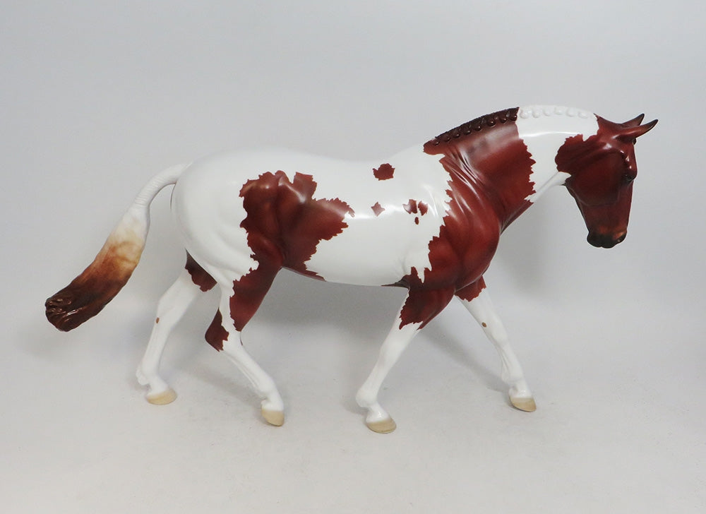 SEYMOUR- LE-15- CHESTNUT PINTO IRISH DRAFT MODEL HORSE BY AMANDA HOSTETLER 10/18/18