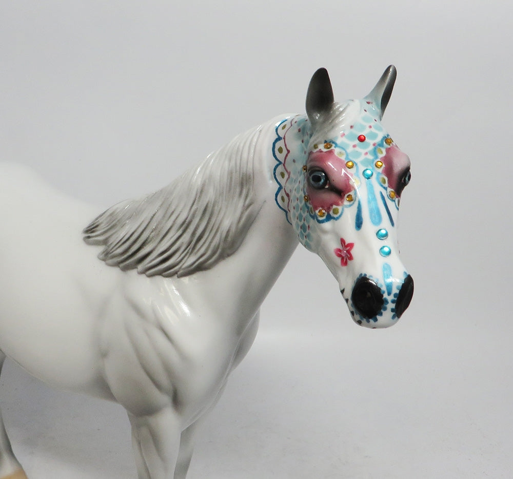 OBSIDIAN- OOAK GREY SUGAR SKULL WITH JEWEL ISH MODEL HORSE BY DAWN QUICK MM 2018