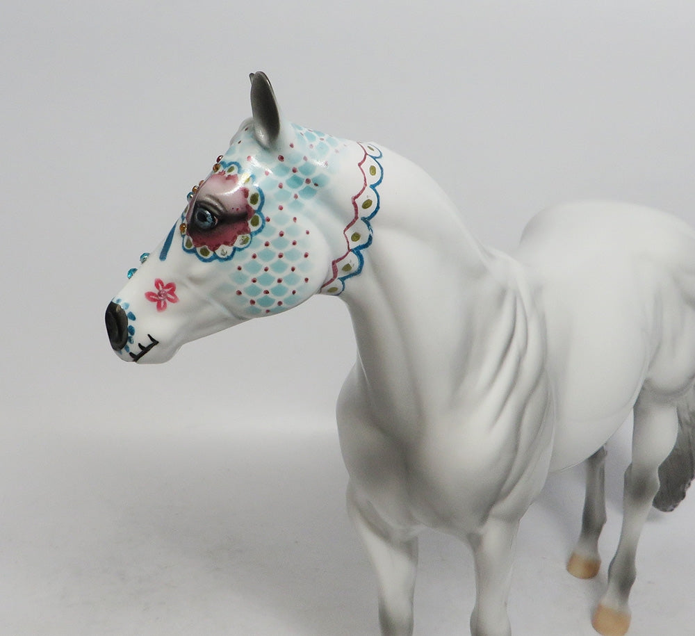 OBSIDIAN- OOAK GREY SUGAR SKULL WITH JEWEL ISH MODEL HORSE BY DAWN QUICK MM 2018