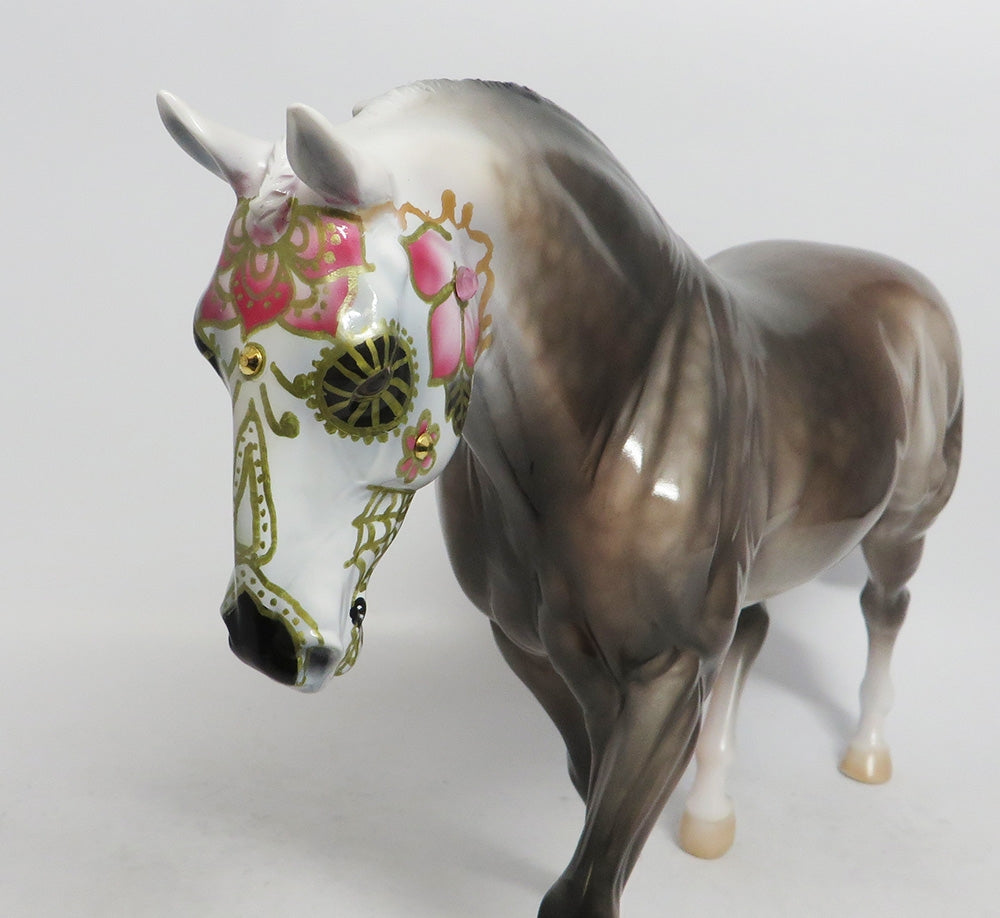 LYCIDAS- OOAK ROSE GREY SUGAR SKULL IRISH DRAFT  WITH JEWELS HORSE MODEL MM 2018