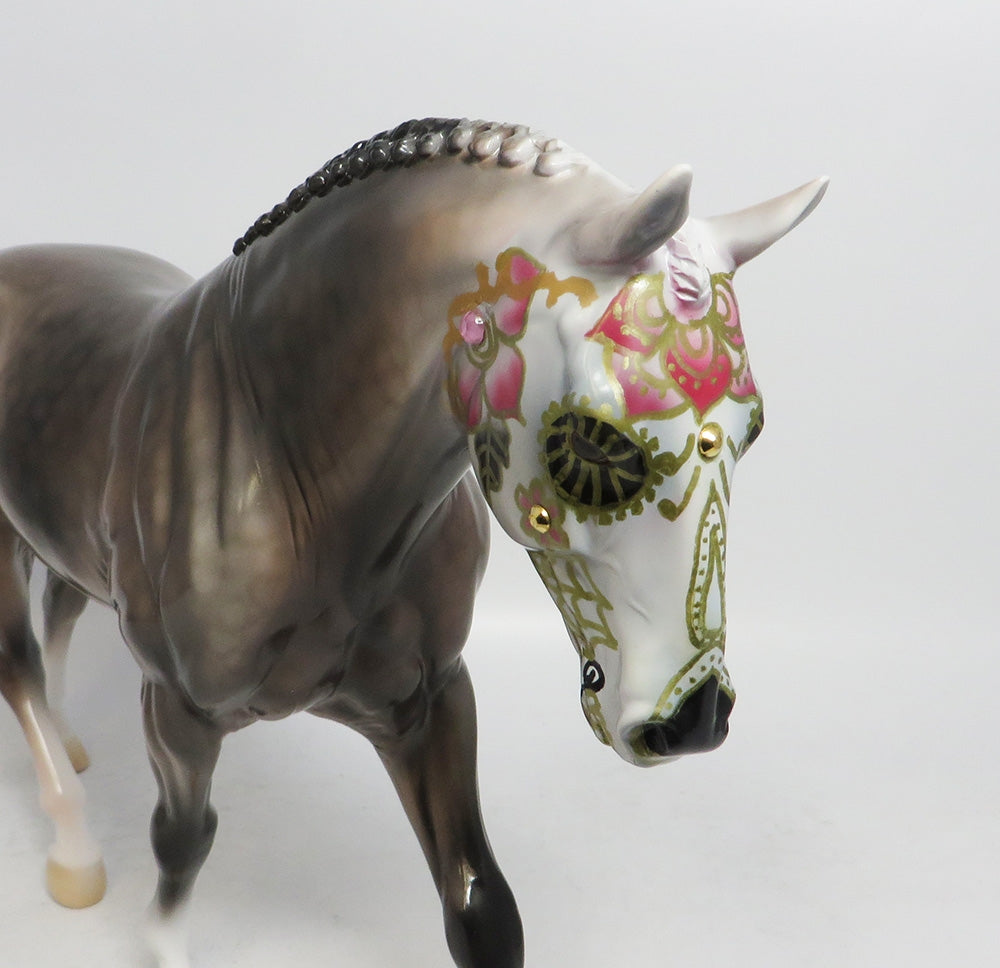 LYCIDAS- OOAK ROSE GREY SUGAR SKULL IRISH DRAFT  WITH JEWELS HORSE MODEL MM 2018