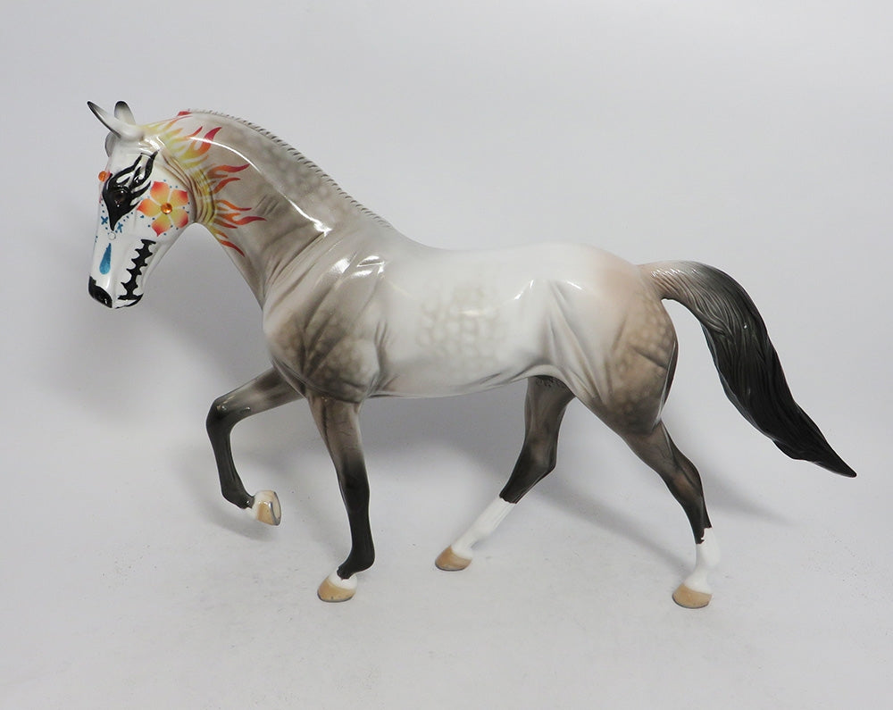 VALERIAN- OOAK ROSE GREY DAPPLE SUGAR SKULL W/ JEWELS TENNESEE WALKER BY DAWN QUICK MM 2018