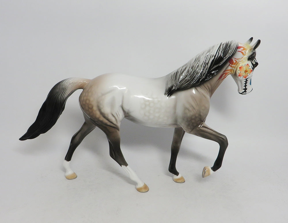 VALERIAN- OOAK ROSE GREY DAPPLE SUGAR SKULL W/ JEWELS TENNESEE WALKER BY DAWN QUICK MM 2018