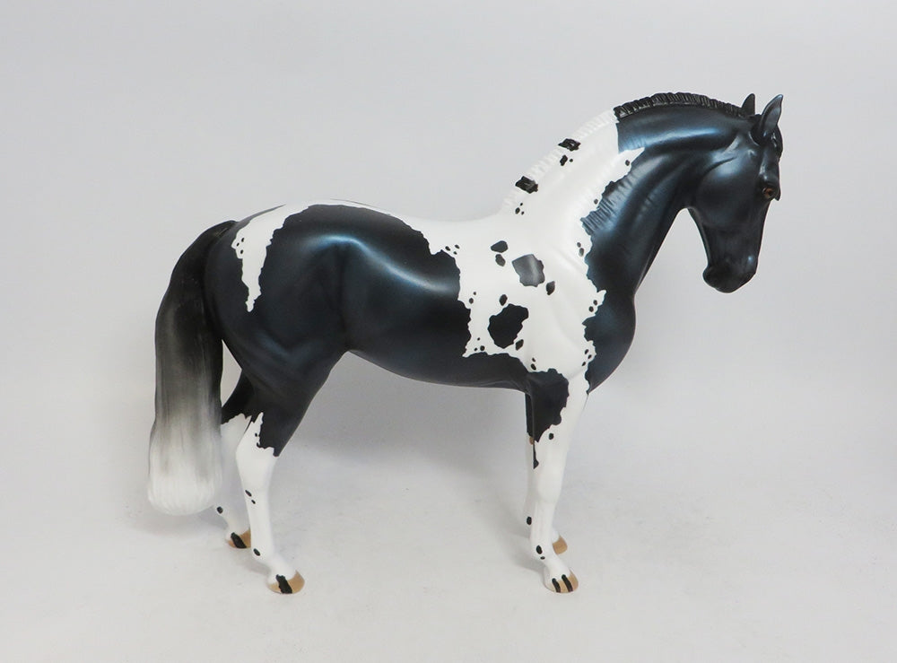 ELAINE ERMINE- LE-15- BLACK ANDALUSIAN MODEL HORSE NON CUSTOM BY AUDREY DIXON EA19