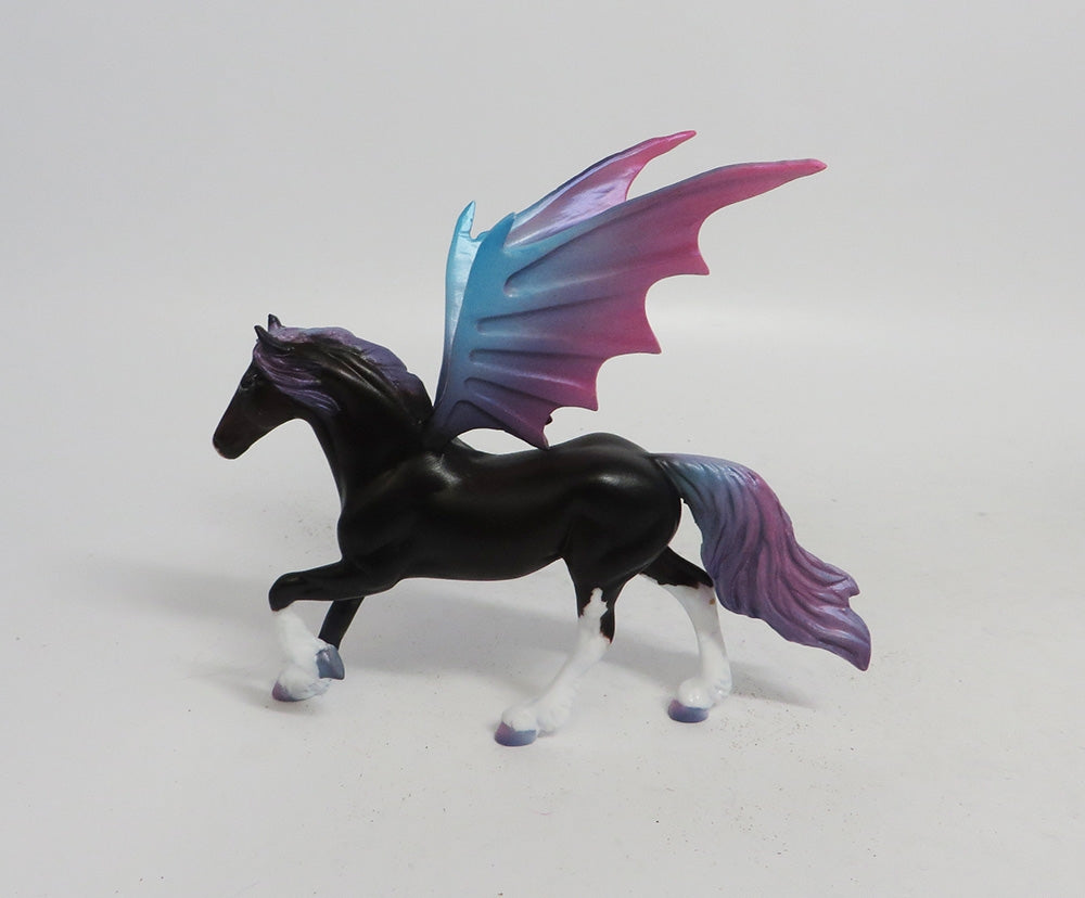 CANDY CLOUDS- OOAK  FRESIAN BAT CHIP DECORATOR MM 18