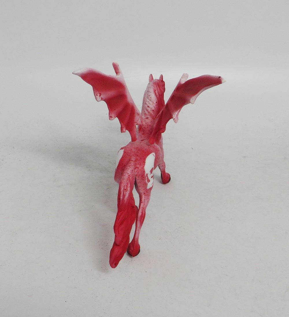 LESTAT- OOAK FRESIAN BAT CHIP DECORATOR MM 18