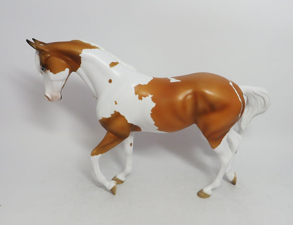 REAPER- LE-3 THOROUGHBRED PALMINO MODEL HORSE 2018