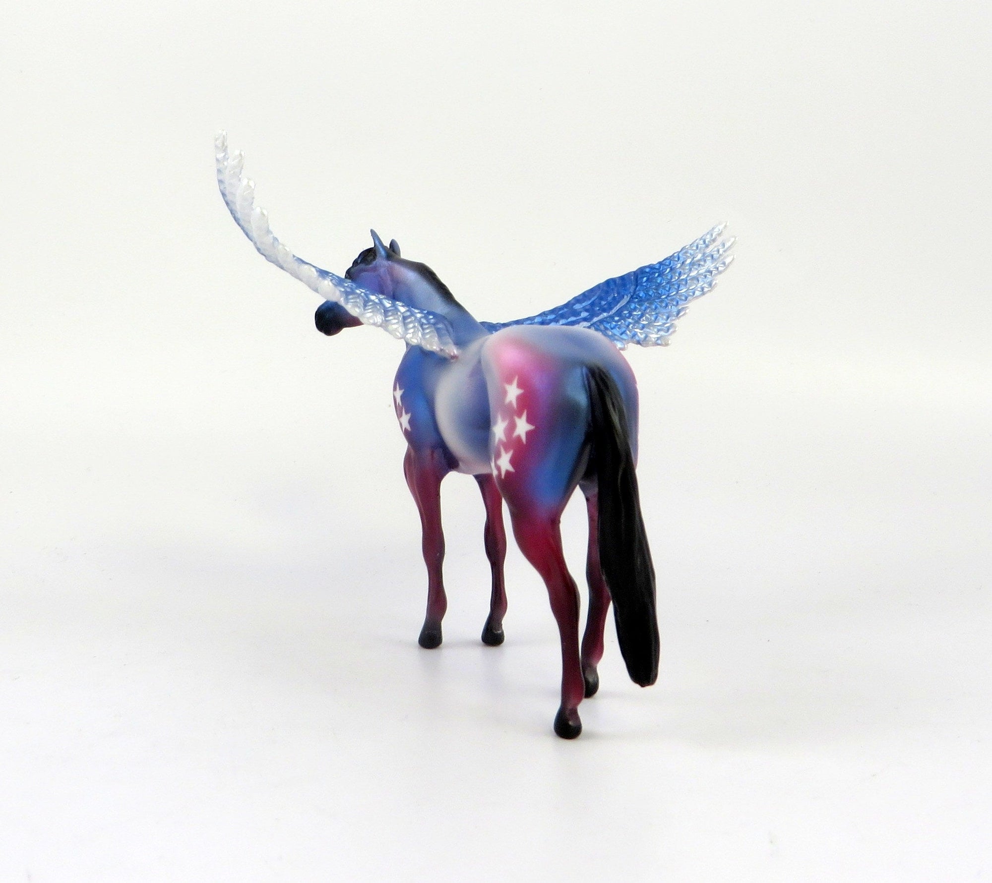 AMERICAN PRIDE-LE-10 STOCK HORSE CHIP 4TH OF JULY DECORATOR 7/2/19