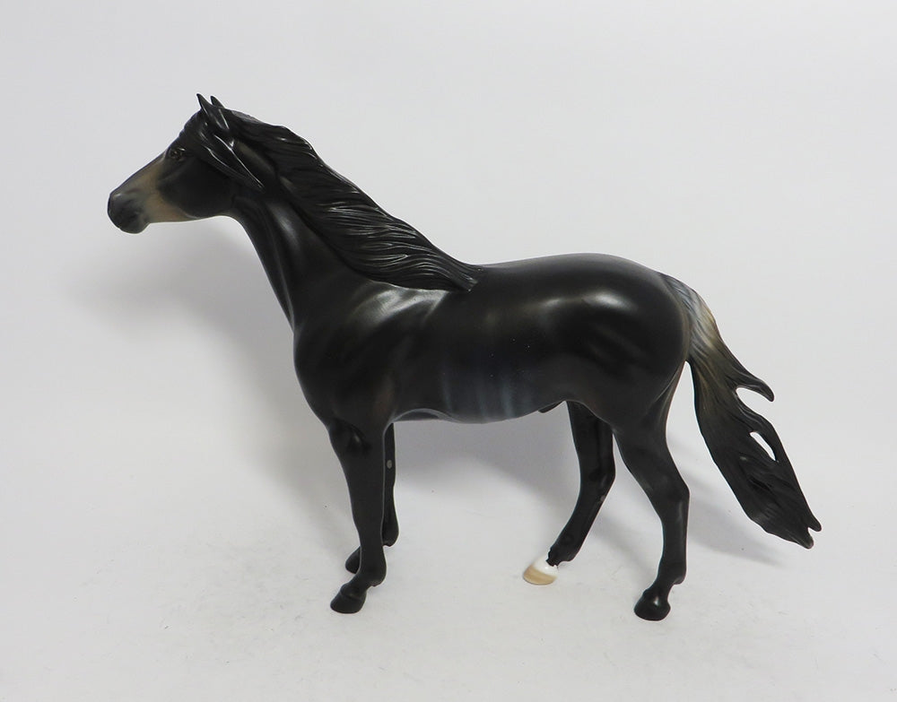 RANDY RIBICANO- LE-10 MODEL HORSE 2018