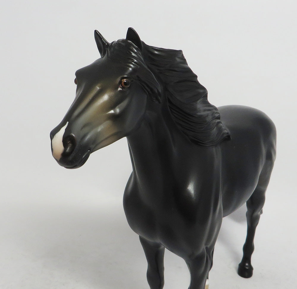 RANDY RIBICANO- LE-10 MODEL HORSE 2018