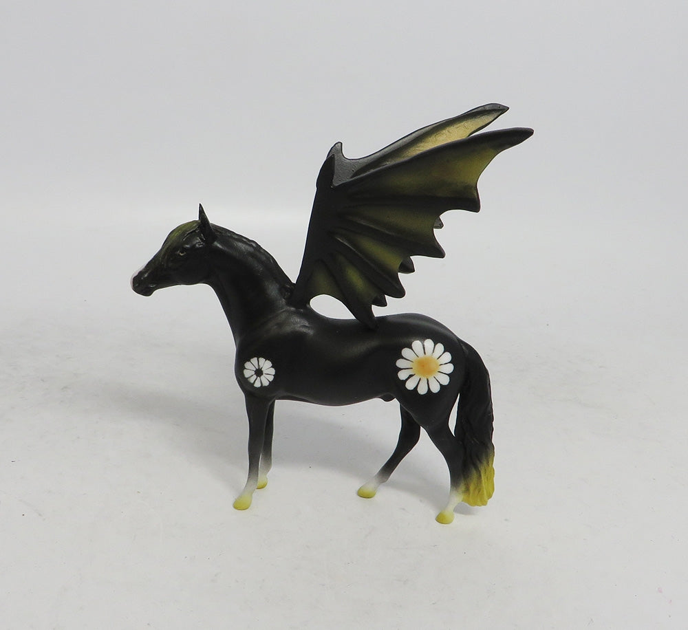 SUNNY - OOAK ANDY  BAT CHIP DECORATOR MM 18