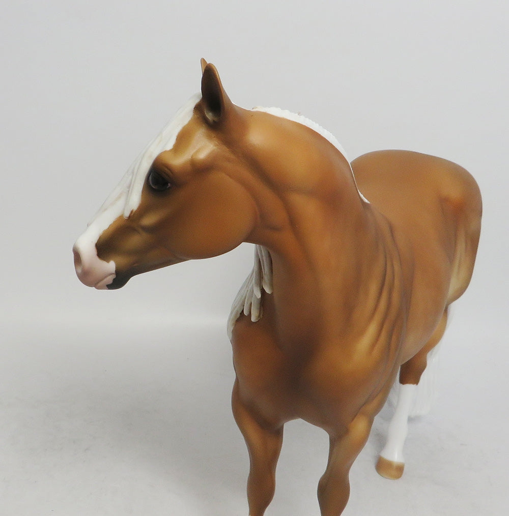 PETER PALOMINO- LE-10 CUSTOM DAPPLED MODEL HORSE 2018
