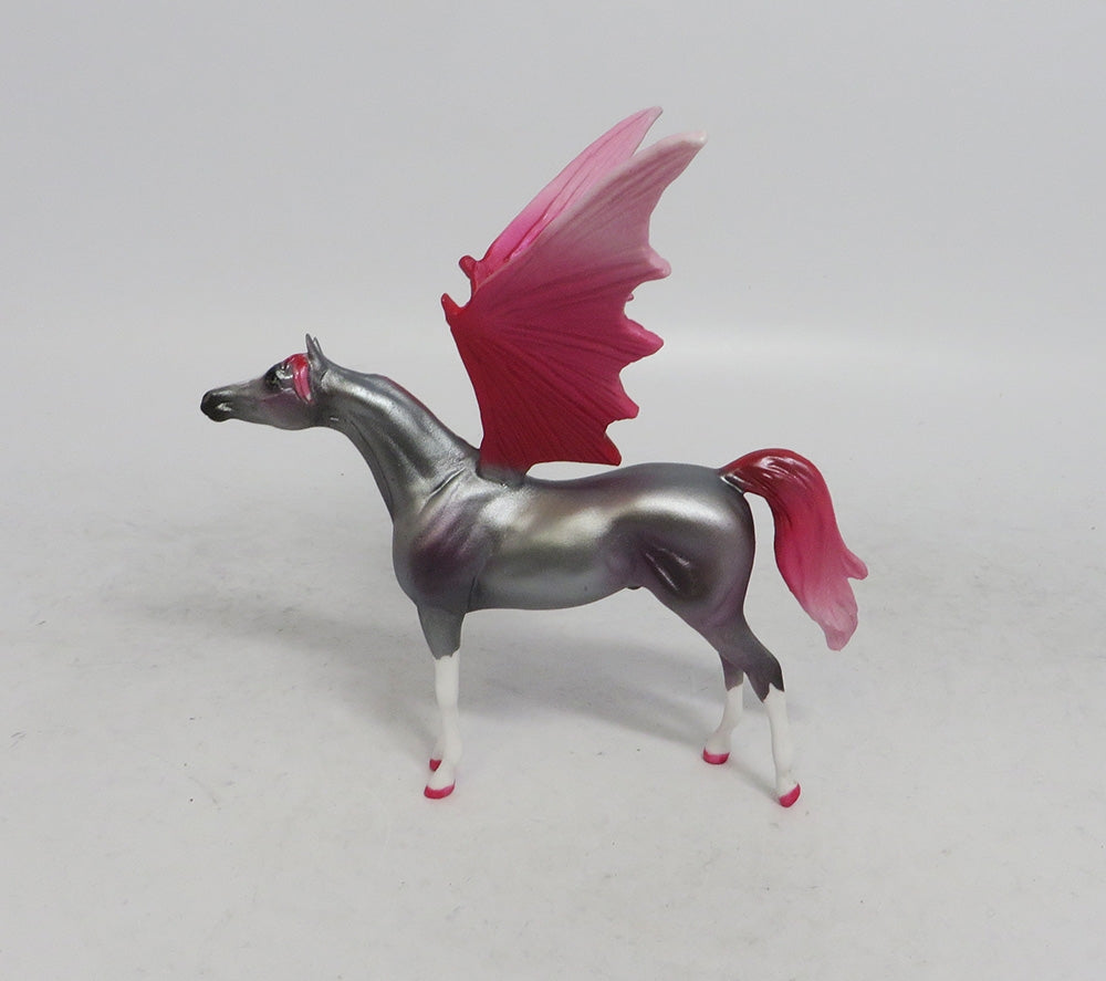 JINX- OOAK BAT CHIP ARABIAN DECORATOR MODEL HORSE 2018