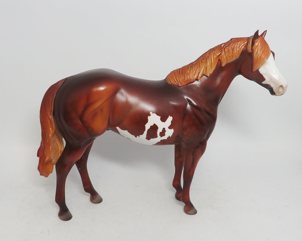ROBIN- OOAK CHESTNUT ISH CUSTOM MODEL HORSE 2018