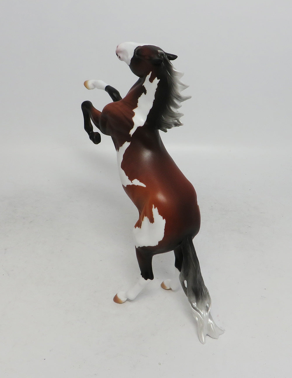 RAWENO- OOAK REARING PEBBLE BAY MODEL HORSE 2018