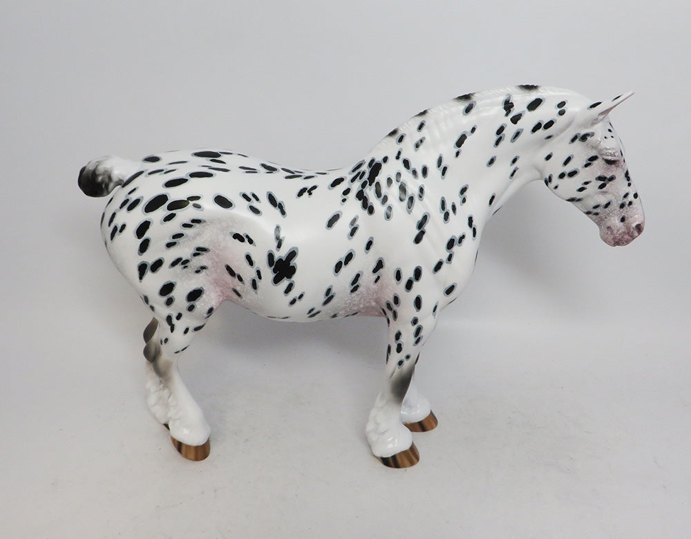 WICKED- PREORDER APPOOLSA DRAFT BUNNY LE-10