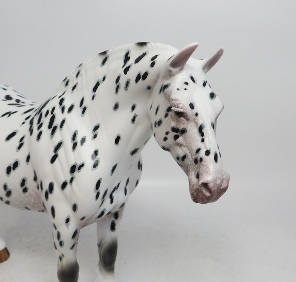 WICKED- PREORDER APPOOLSA DRAFT BUNNY LE-10