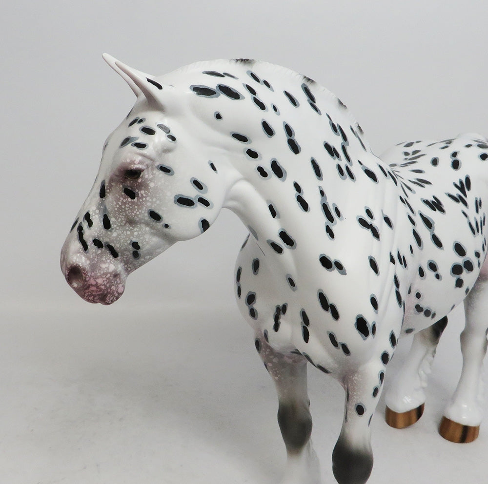 WICKED- PREORDER APPOOLSA DRAFT BUNNY LE-10