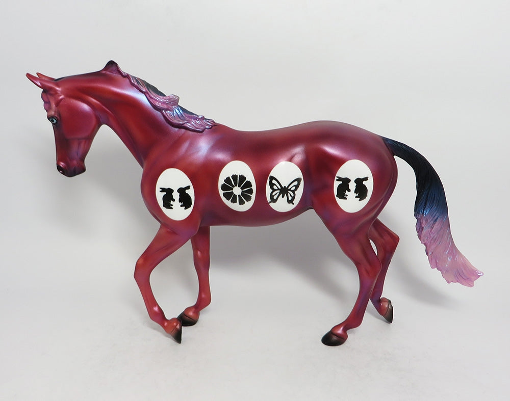 EASTER EGG- OAK HOILDAY DECORATOR WHS 2018