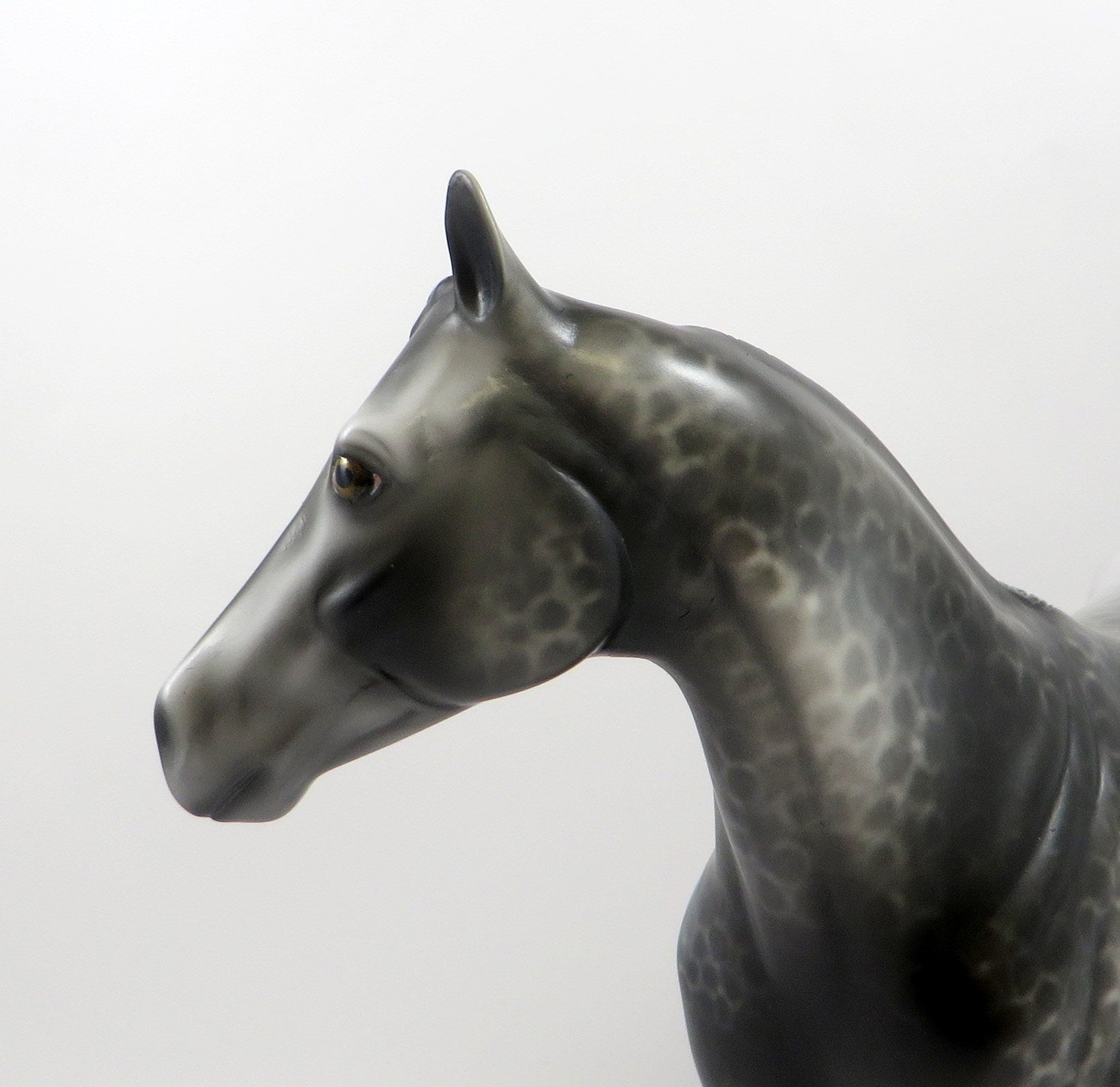 DREAM MIST-OOAK REVERSED DAPPLED DARK GREY ISH MODEL HORSE 7/22