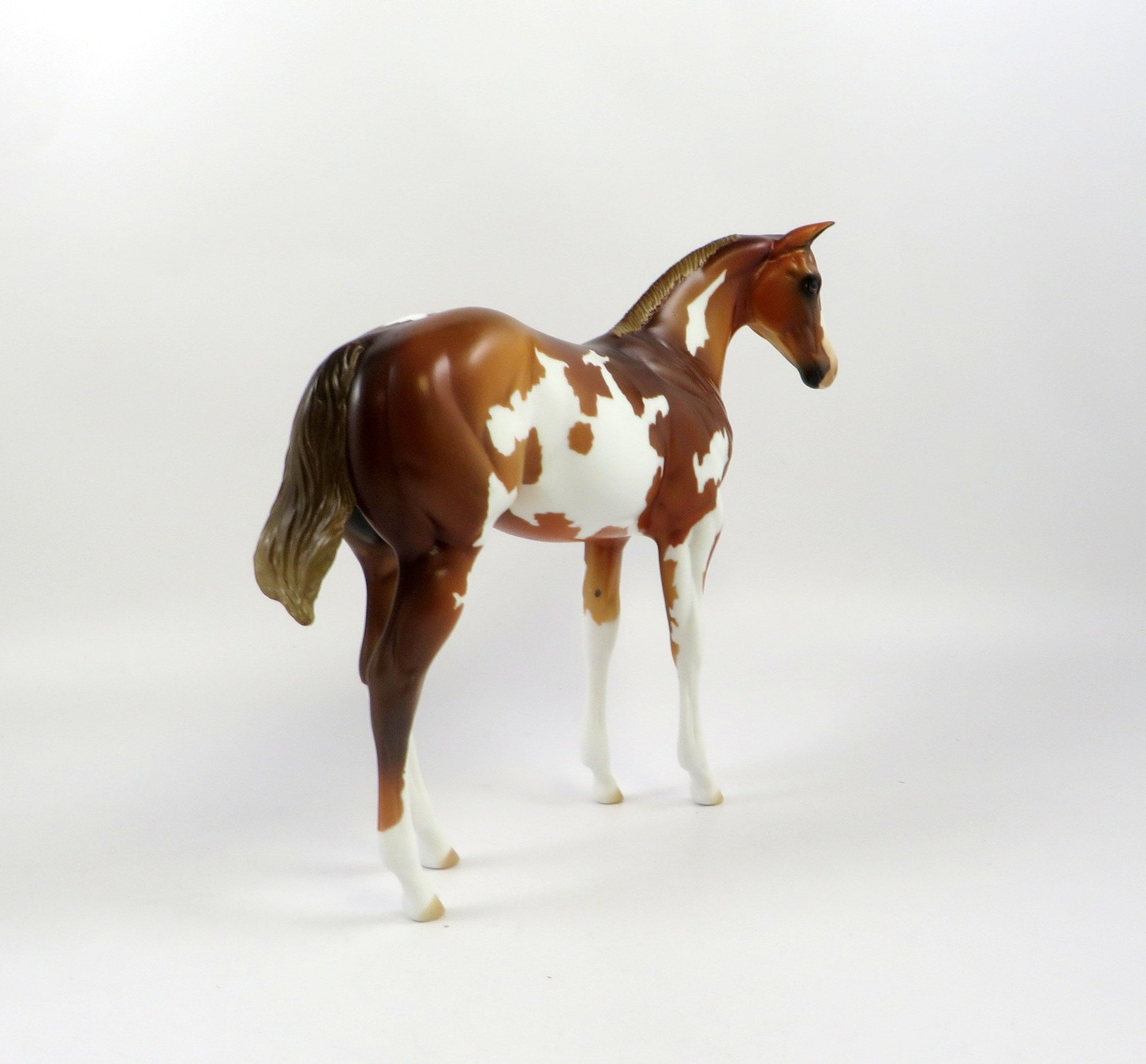 VERSE-OOAK CHESTNUT OVERO WEANLING MODEL HORSE 7/22/19