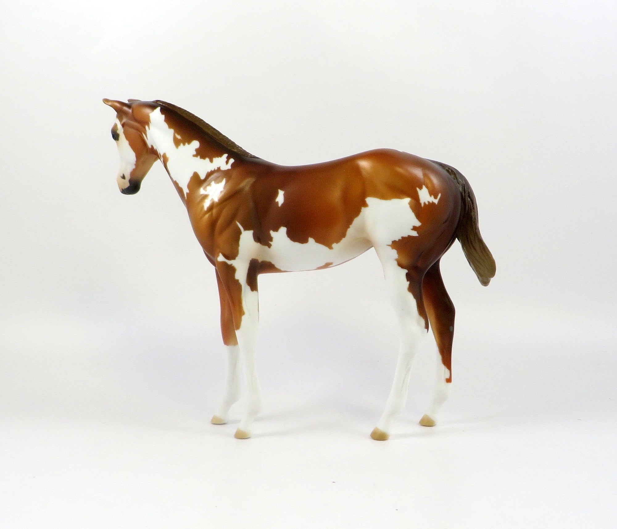 VERSE-OOAK CHESTNUT OVERO WEANLING MODEL HORSE 7/22/19
