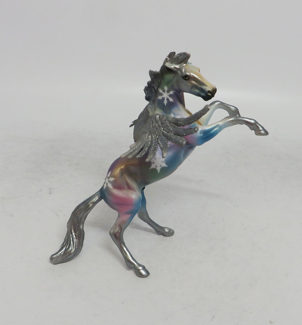 IRIDISCENTE - OOAK SILVER RAINBOW DECORATOR FEATHER WING SNOWFLAKE CHIP