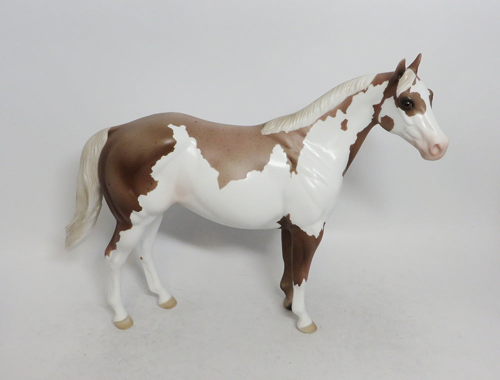 SNICKER DOODLE-LE-5 ISH CHESTNUT ROAN WHS 2018