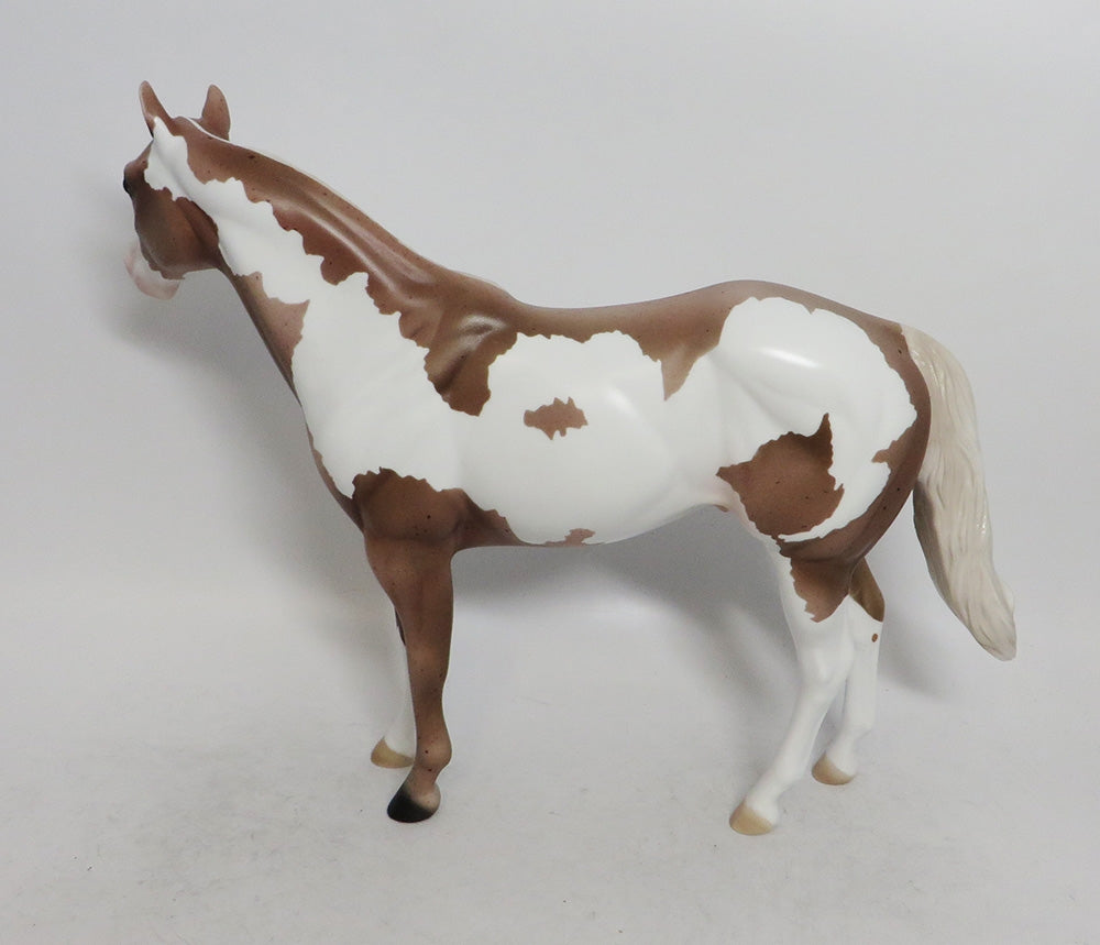 SNICKER DOODLE-LE-5 ISH CHESTNUT ROAN WHS 2018