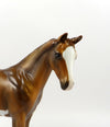 DROYN-OOAK CHESTNUT PAINT MODEL HORSE EQ 19