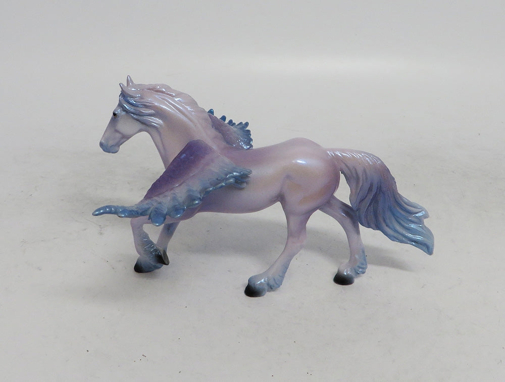 PURPLE HAZE - OOAK FRESIAN PEGA CHIP DECORATOR WHS 2018