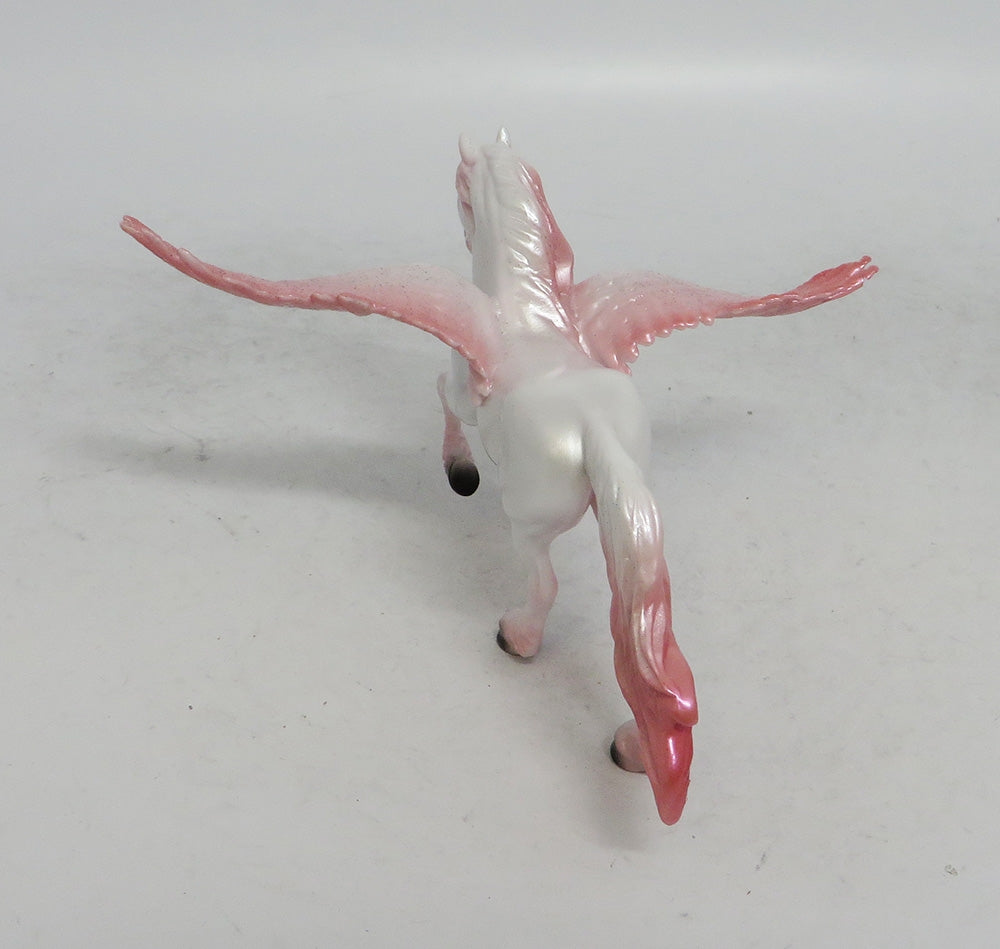 PINKY - OOAK PEGA CHIP DECORATOR WHS 2018