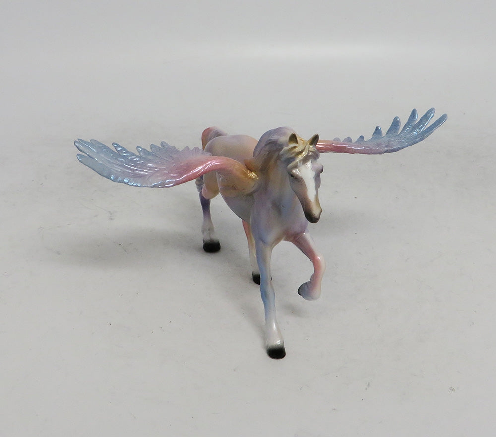 LUCIAN - OOAK FRESIAN PEGA CHIP DECORATOR WHS 2018