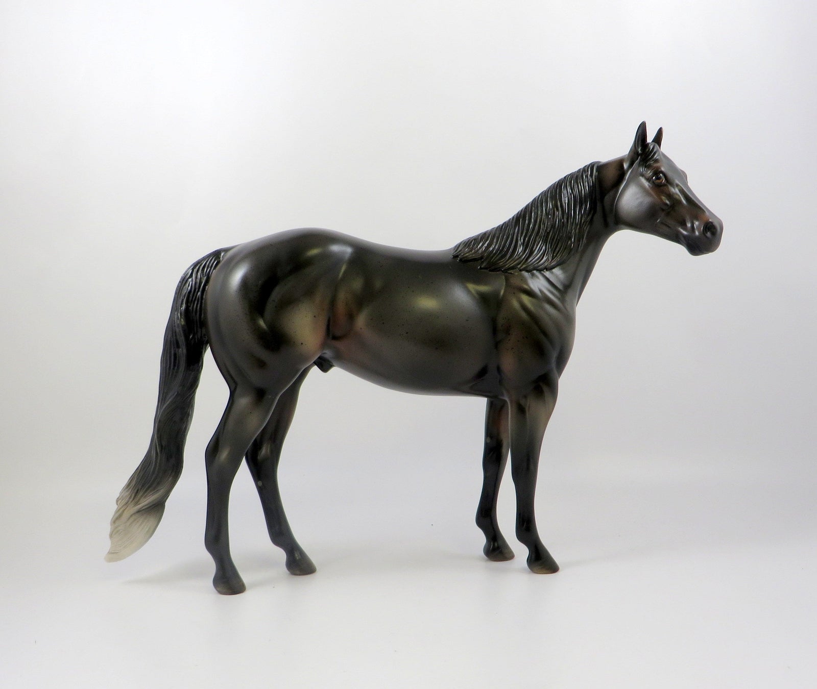 WALKING THUNDER-OOAK BAY ROAN ISH MODEL HORSE 7/25/19