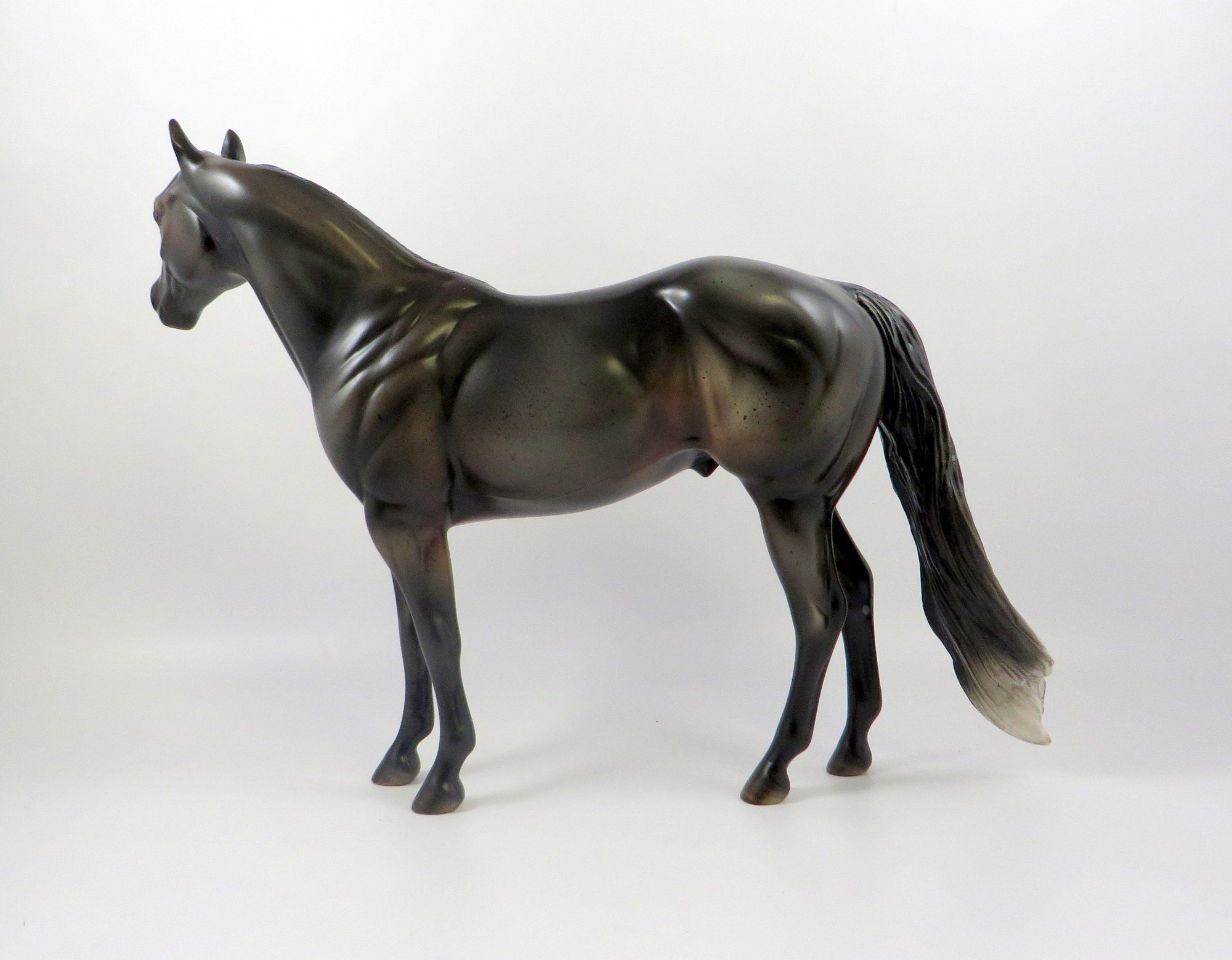 WALKING THUNDER-OOAK BAY ROAN ISH MODEL HORSE 7/25/19