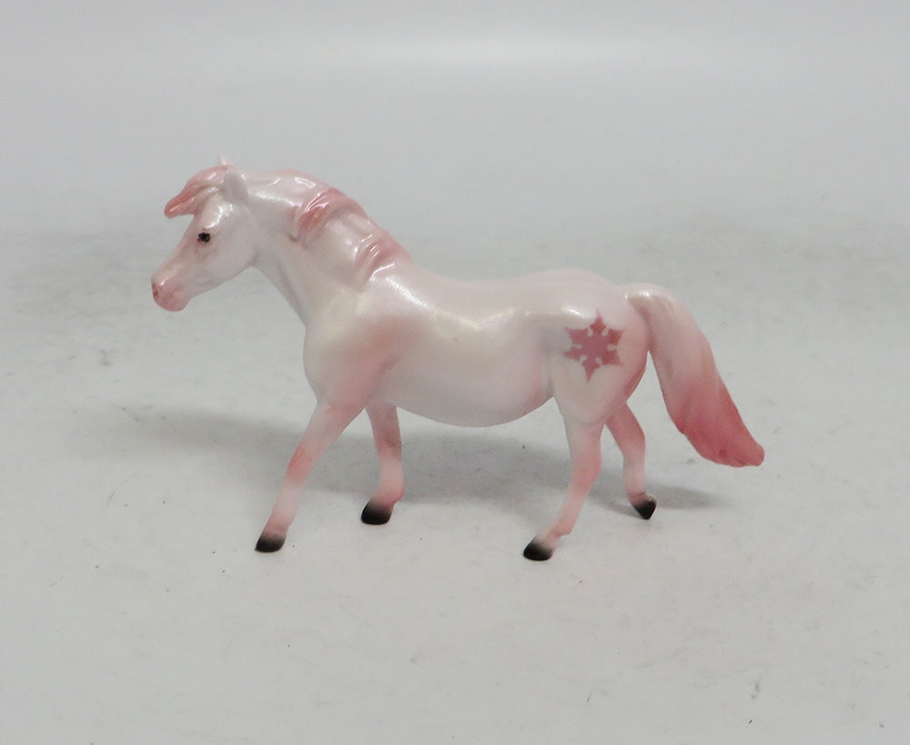 PINKY FLUFF - OOAK CHRISTMAS DECORATOR WHS 2018