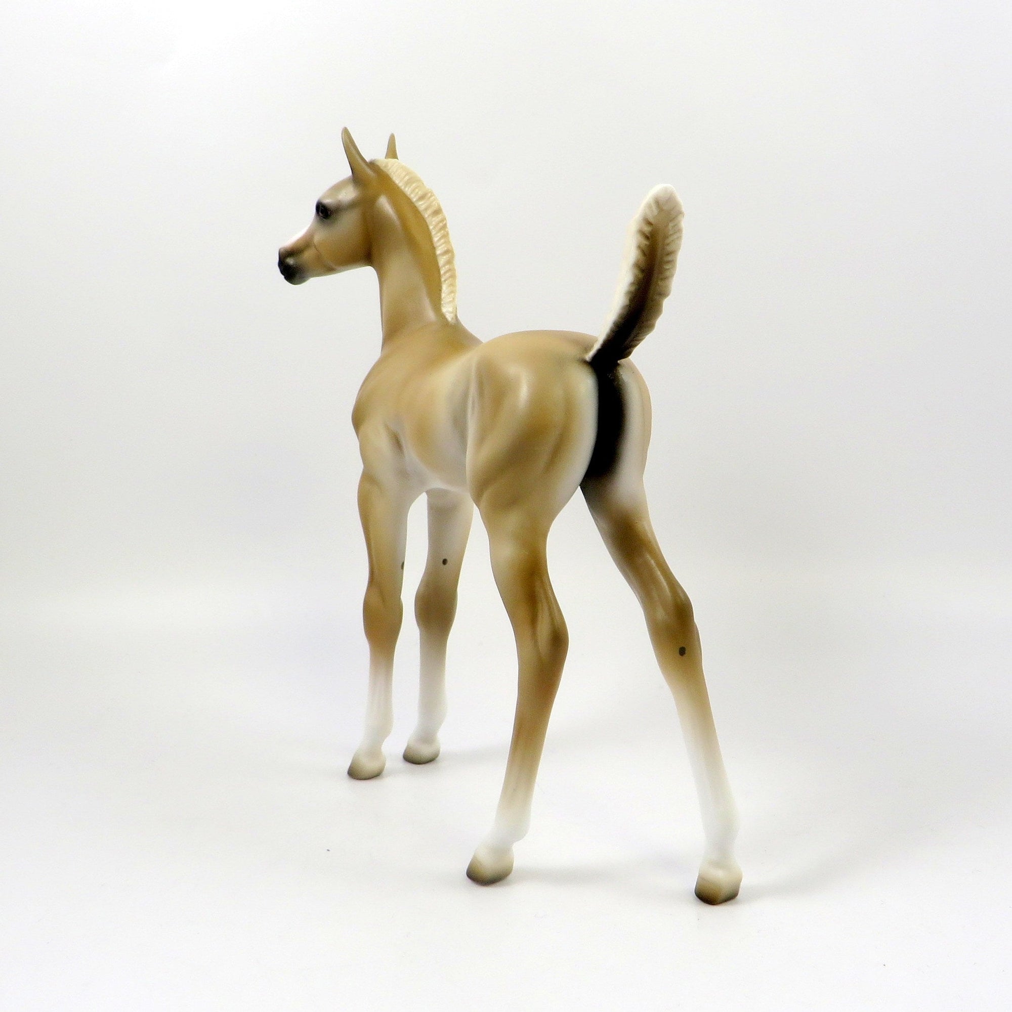 WOTS UP DOC-OOAK PALOMINO ARABIAN FOAL MODEL HORSE 7/25/19