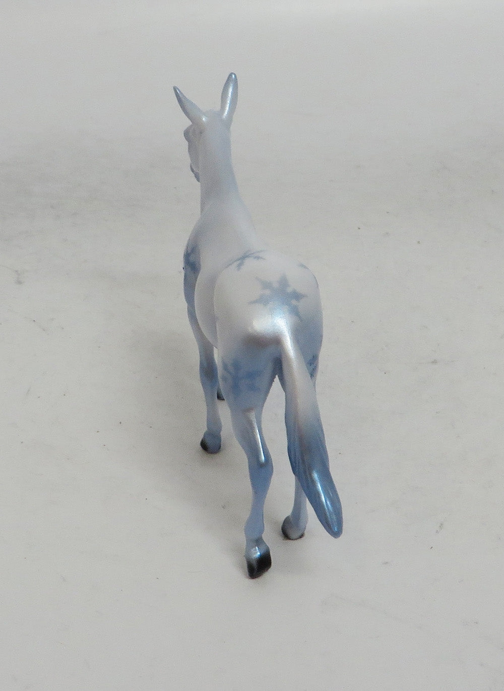 WINTER  - OOAK CHIP CHRISTMAS DECORATOR WHS 2018