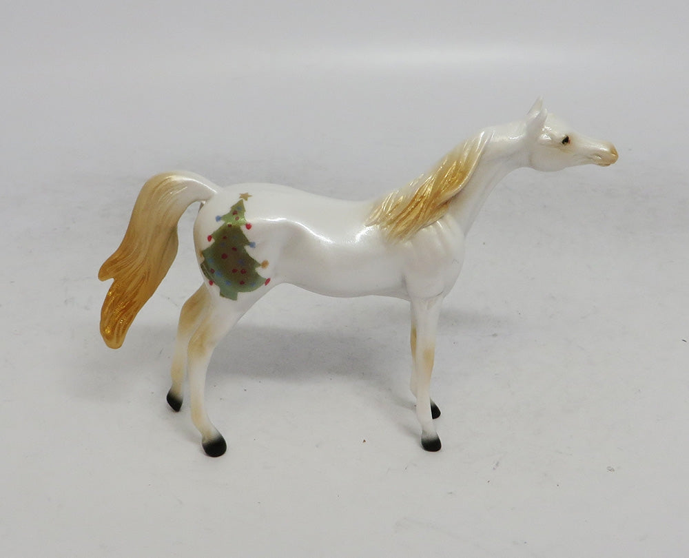 FRUITCAKE - OOAK ARABIAN  CHIP CHRISTMAS DECORATOR WHS 2018