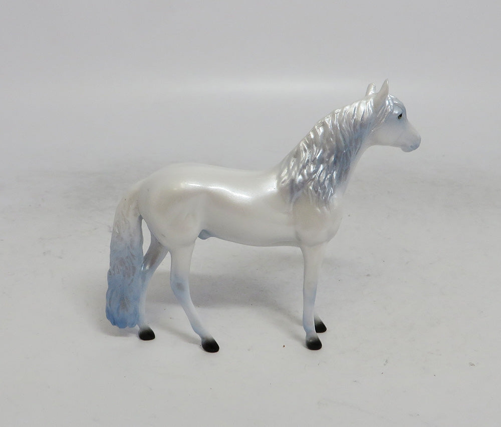 NOEL - OOAK ANDY CHIP CHRISTMAS DECORATOR WHS 2018