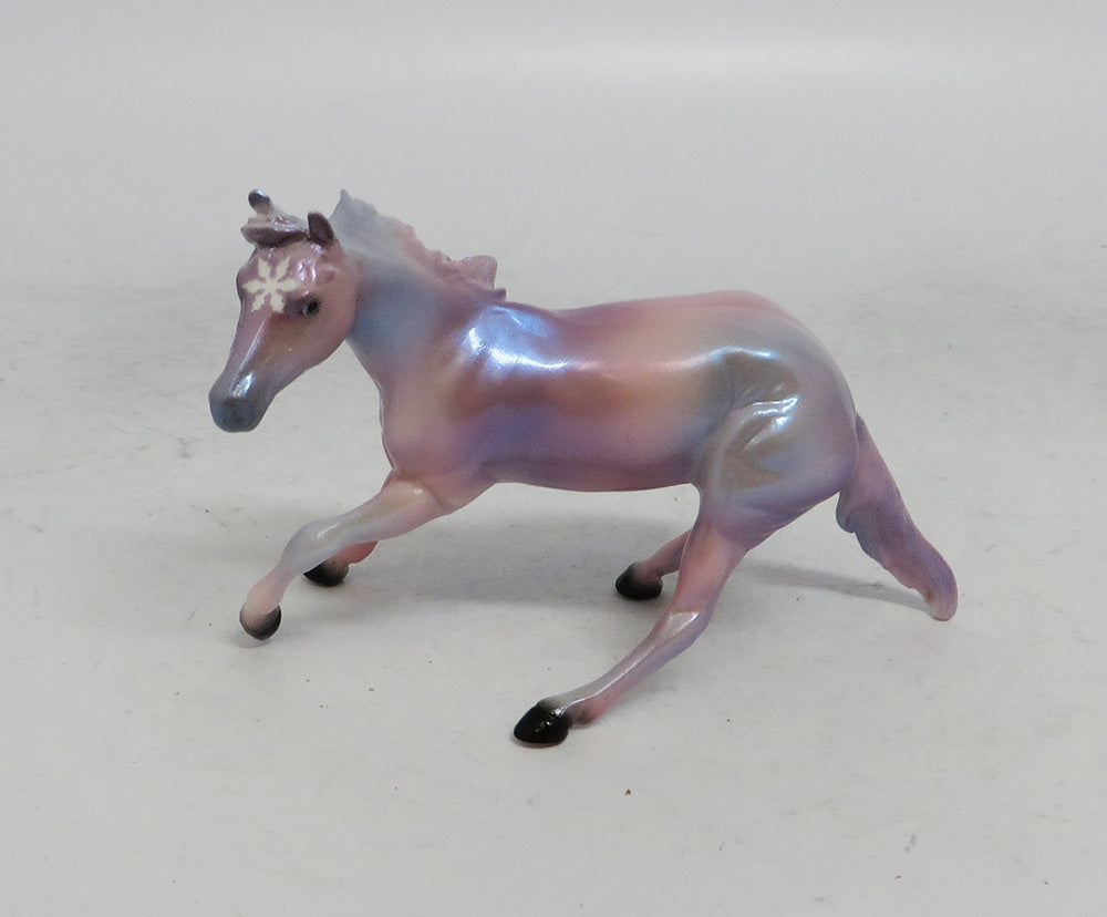 STAR- OOAK CHIP CHRISTMAS DECORATOR WHS 2018