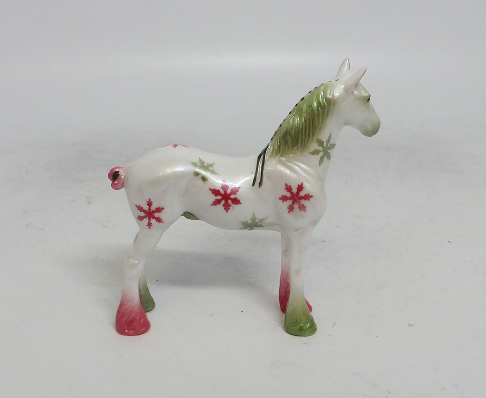 VIXEN - OOAK DRAFT CHIP CHRISTMAS DECORATOR WHS 2018