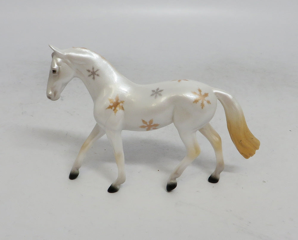 BRANDY - OOAK WARMBLOOD CHIP CHRISTMAS DECORATOR WHS 2018