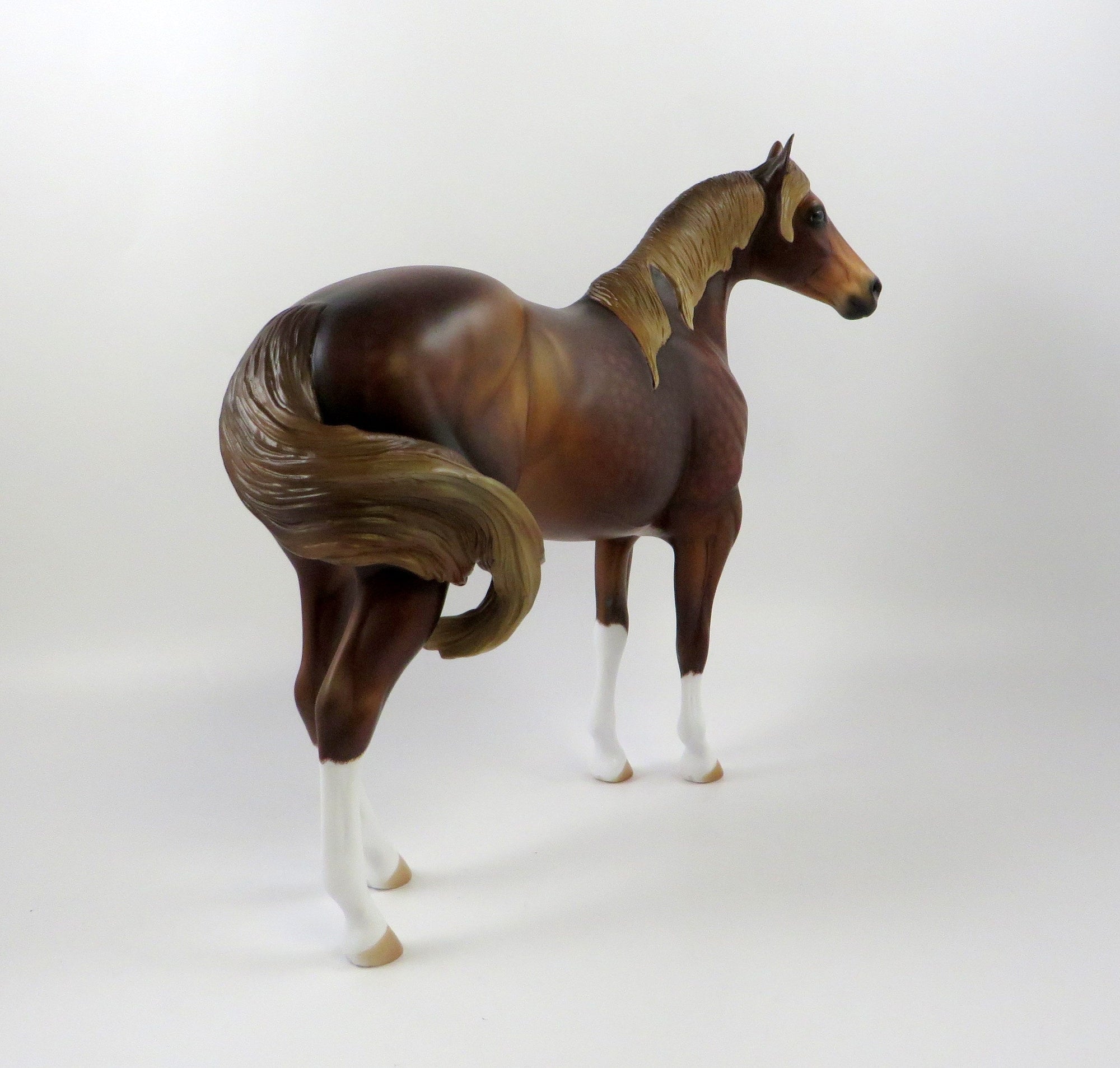 HOW ABOUT THIS COWBOY-OOAK DAPPLE CHESTNUT ISH MODEL HORSE 7/26/19