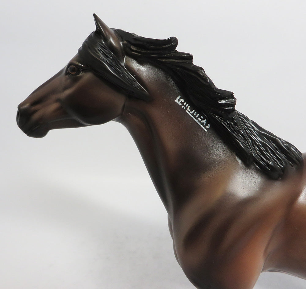 INOLA - LE25 GRULLA MUSTANG MODEL HORSE SHCF2018