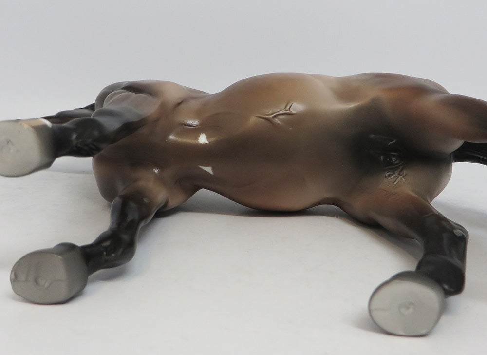 INOLA - LE25 GRULLA MUSTANG MODEL HORSE SHCF2018