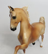 APPLE STRUESEL-DAPPLE PALOMINO SADDLEBRED MODEL HORSE BY AUDREY DIXON WHS 2018