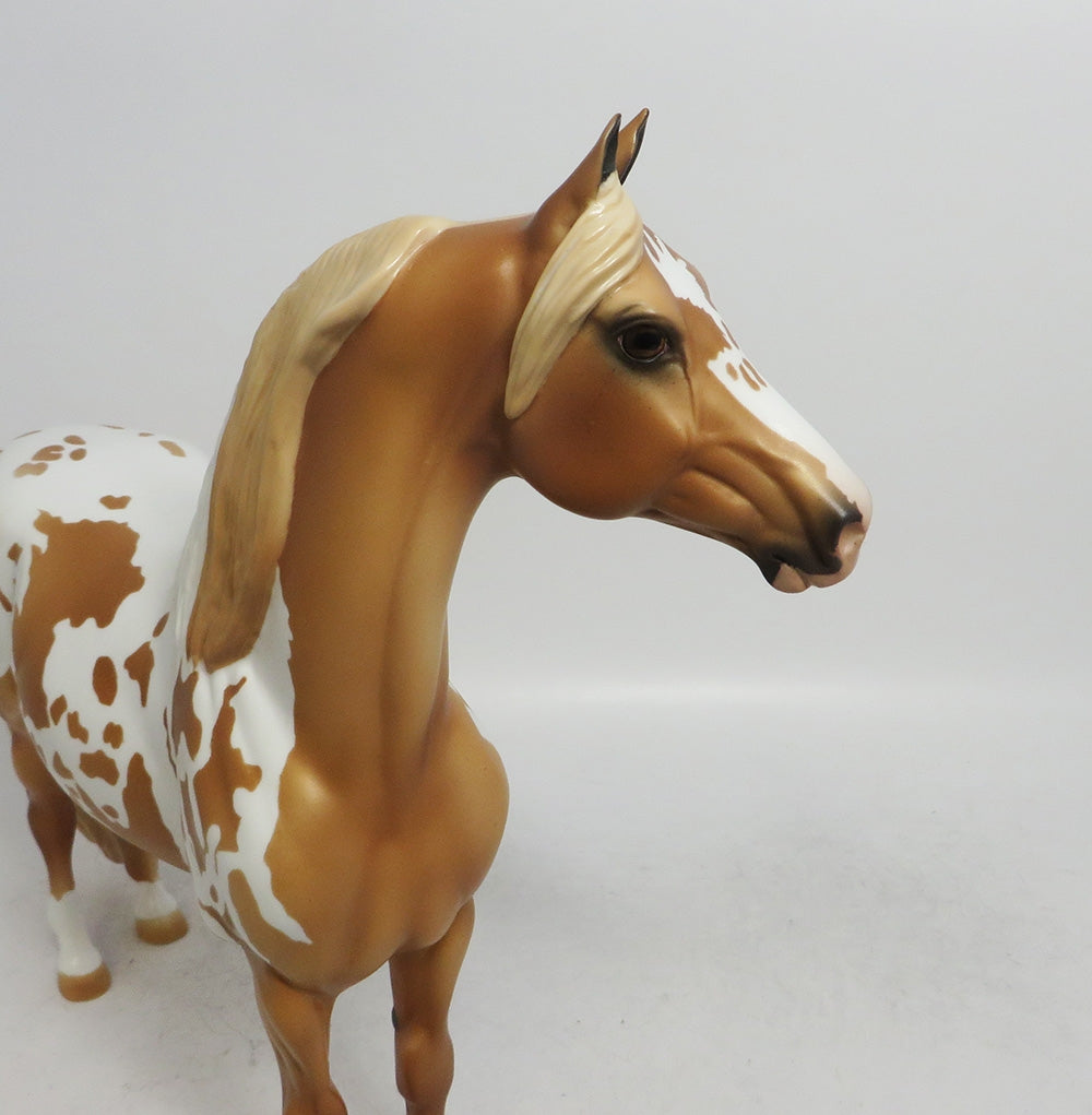 SPRITZ-OOAK PALOMINO PINTO MORGAN  MODEL HORSE WHS 2018
