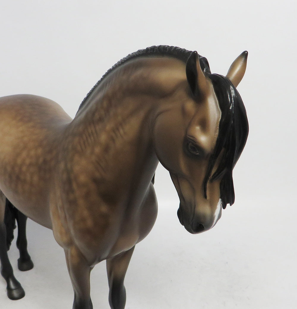 MAJOR AWARD- OOAK DAPPLED BUCKSKIN WHS2018 BY SHERYL LEISURE